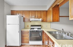 2533 Chatham Woods Drive SE, Grand Rapids, MI 49546
