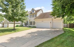 12392 Sunset Terrace, Clive, IA 50325