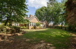 313 Highbury Dr, Florence, AL 35633