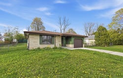 5314 W Nokomis Rd, Brown Deer, WI 53223