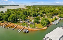 182 Commodore Loop, Mooresville, NC 28117