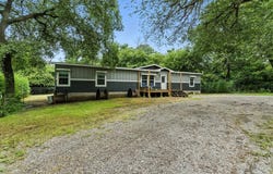 726 Highland Circle, Springtown, TX 76082
