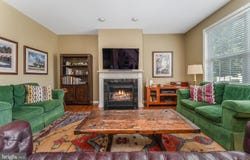12 HIGGINS COURT, FLEMINGTON, NJ 08822