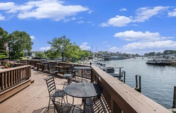 532 Dyckman Avenue, South Haven, MI 49090