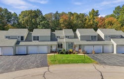 35 Coles Way, Atkinson, NH 03811