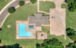 73 Bonaire Drive, Edmond, OK 73013