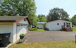 302 Lakeshore Drive, Avoca, WI 53506