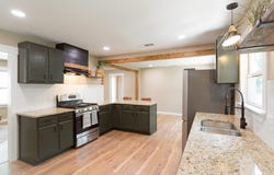 111 W Clinton, Athens, TX 75751