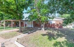 1709 Briarwood Street, Abilene, TX 79603