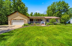 245 Woodside Avenue, Jefferson, OH 44047