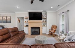 152 Oakview Cir, Killen, AL 35645