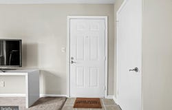 3178 SUMMIT SQUARE Drive, OAKTON, VA 22124