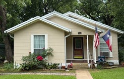511 W Bonham Avenue, Cooper, TX 75432