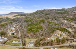 1661 Mitchell Drive, Sevierville, TN 37876