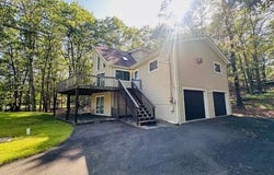 2383 Eagle Path, Bushkill, PA 18324