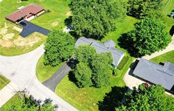4975 Maple Drive, Vienna, OH 44473