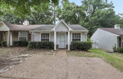 416 E Richview Park Circle, Tallahassee, FL 32301