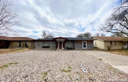 707 E 9TH, Del Rio, TX 78840