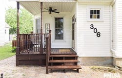 306 W FREMONT Street, Elmwood, IL 61529