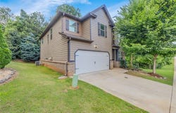 121 Escalade Drive, Mcdonough, GA 30253