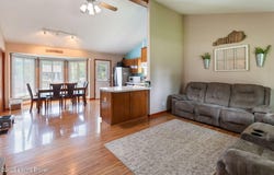 12214 Ridgemont Rd, Shepherdsville, KY 40229