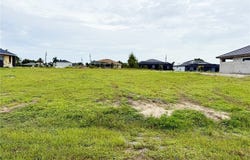 919 SW 28th Terrace, Cape Coral, FL 33914