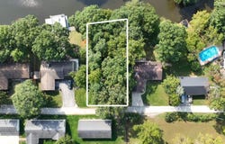Highland Cove, Monticello, IN 47960