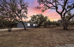 788 County Rd 429, Uvalde, TX 78801