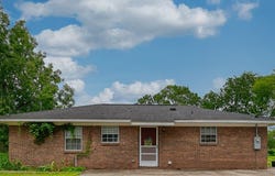 700 W Commerce, Hartford, AL 36344