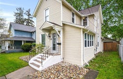 288 College Street, Wadsworth, OH 44281