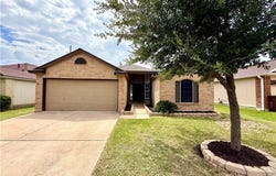 213 Summerside, Lockhart, TX 78644