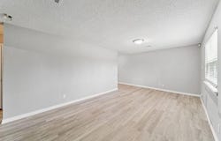 826 N Owalla Avenue, Claremore, OK 74017