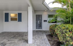 832 WHITE CAP CIRCLE, VENICE, FL 34285