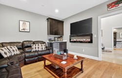99 Carriage Lane, Roxbury, CT 06783