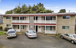 461 S DOWNING St, Seaside, OR 97138