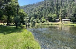 280 River Rd, Douglas City, CA 96024