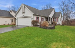 106 Cranbrook, Webster, NY 14580