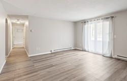 7 Gibbs St, Worcester, MA 01607