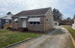 7158 BUNTING RD, CHINCOTEAGUE, VA 23336