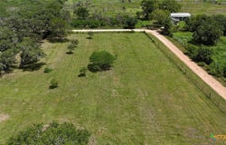 201 Elwood Street, Yoakum, TX 77995
