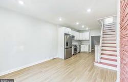 320 SYCAMORE STREET, CAMDEN, NJ 08103