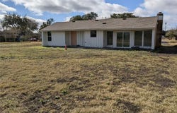 124 Redwood Drive, Mathis, TX 78368