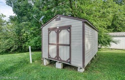 203 Wayne Ave, Crossville, TN 38555