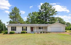 507 Lakewood Drive, Blakely, GA 39823