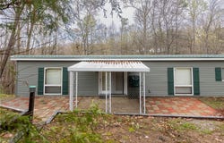 395 Buff Creek Road, Hurricane, WV 25526