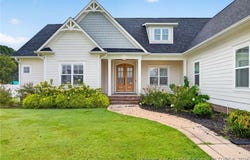 5832 Dottie Circle, Hope Mills, NC 28348