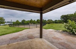 609 Lakeshore Drive, Durant, OK 74701