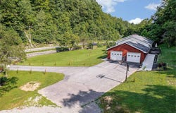 6090 Fairmont Road, Rivesville, WV 26588