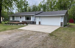 3350 Woodcrest Drive, Lewiston, MI 49756