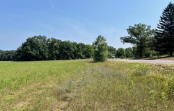 57156 S M 51, Dowagiac, MI 49047